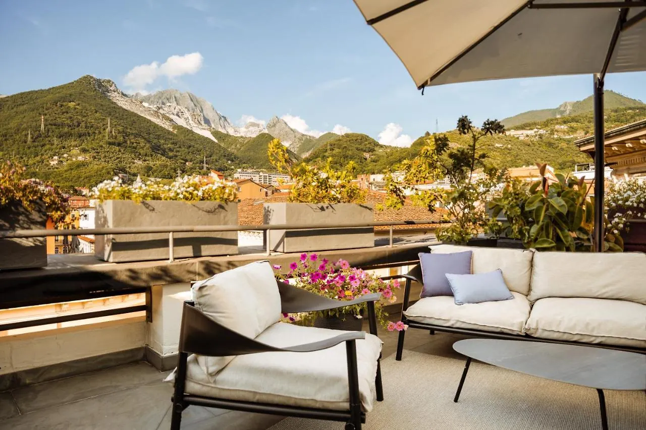Hotel Michelangelo Καρράρα